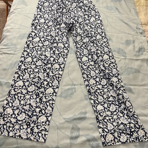 Blue and white print airy pants - Picture 7 of 9